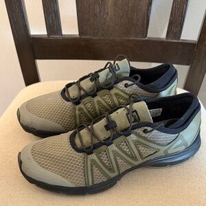 Salomon Men’s Crossamphibian Swift 2 Sneakers Army Green Outdoor Hiking Size 9.5